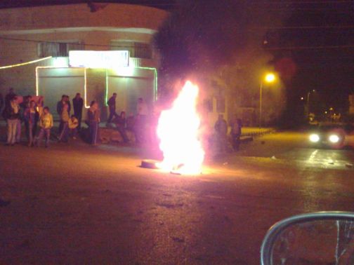 شغب في الهاشمية بسبب مياه المجاري